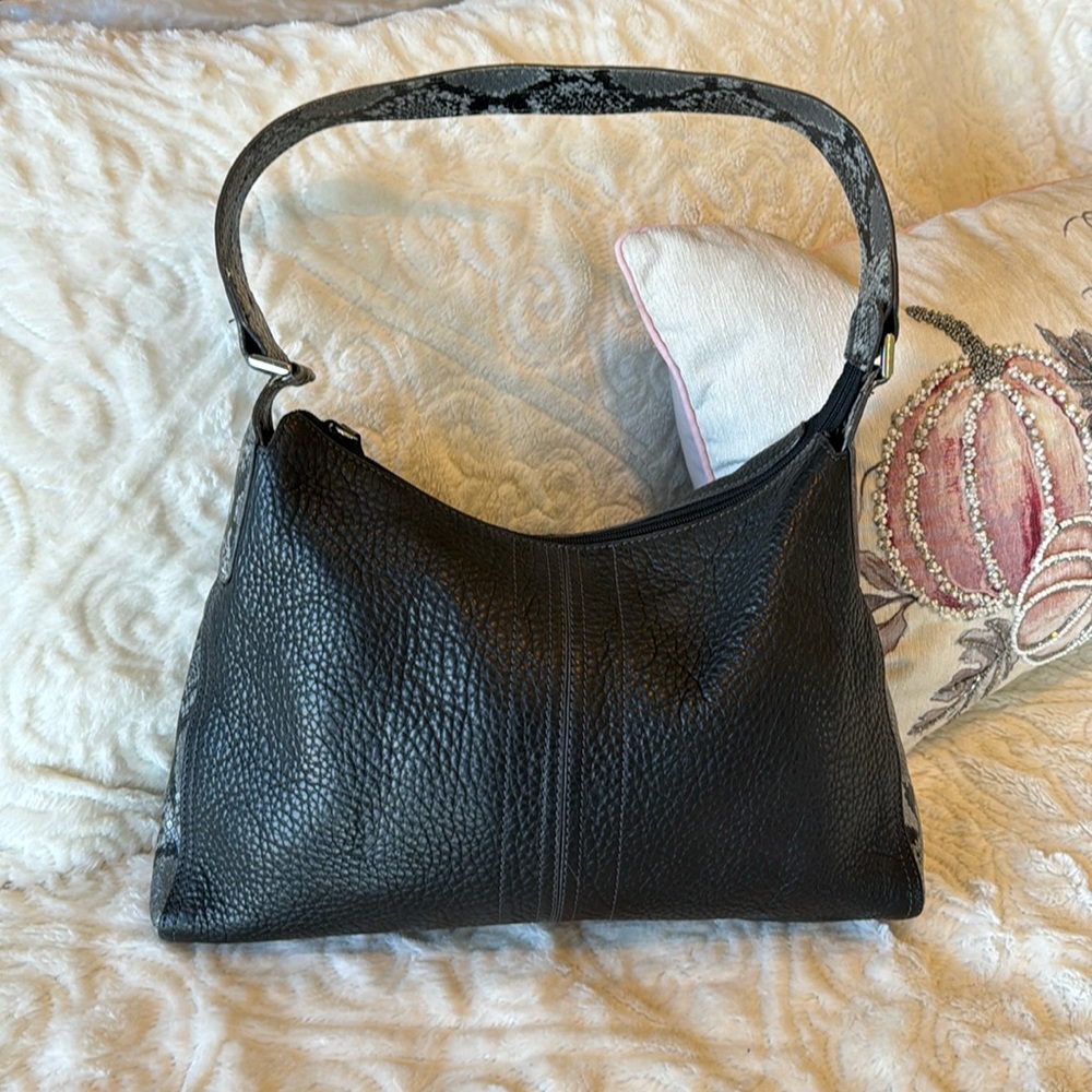 Kenneth Cole, New York handbag
